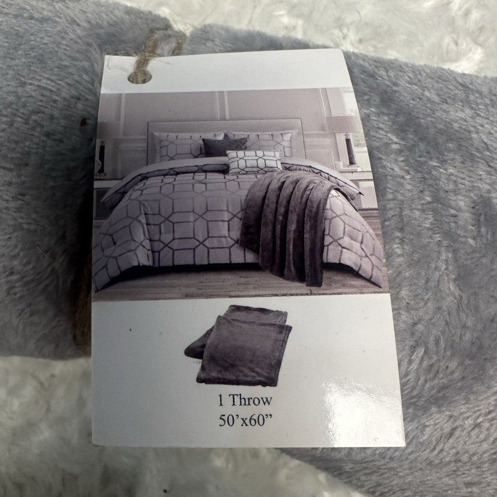 Gray Solid Color Throw Blanket 50 in x 60 in, 60" L x 50" W
